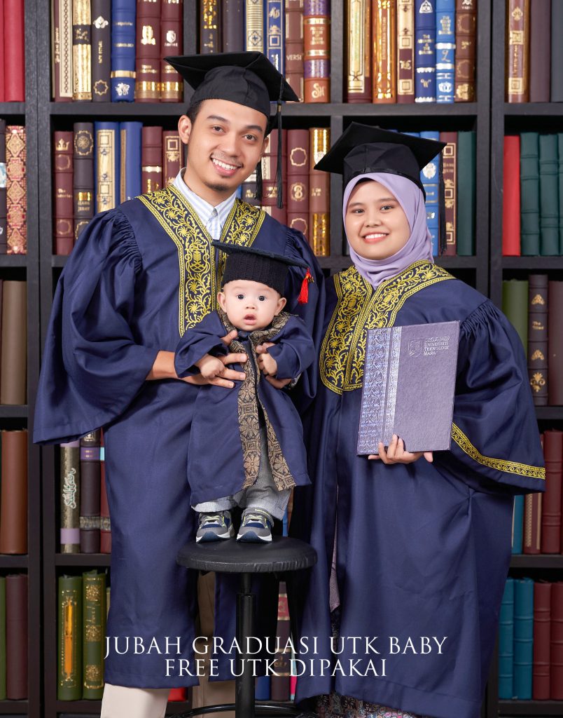 Graduation Photoshoot In Studio Convocation 3