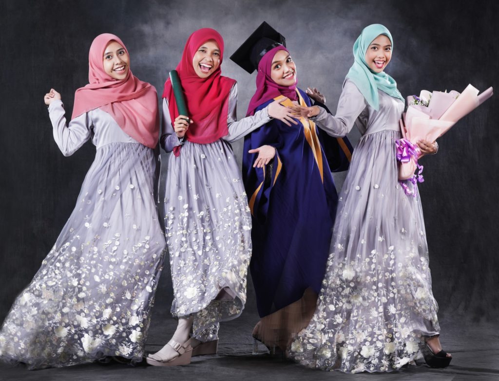 Convocation Photo In Studio (Graduation) 1 Convocation Photo In Studio (Graduation) 1