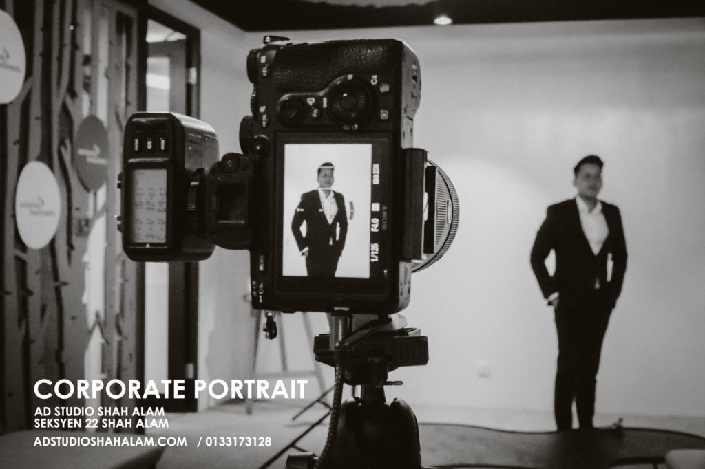 Exceptional Corporate Studio Portrait For Distinguished Professional 2 Exceptional Corporate Studio Portrait For Distinguished Professional 2